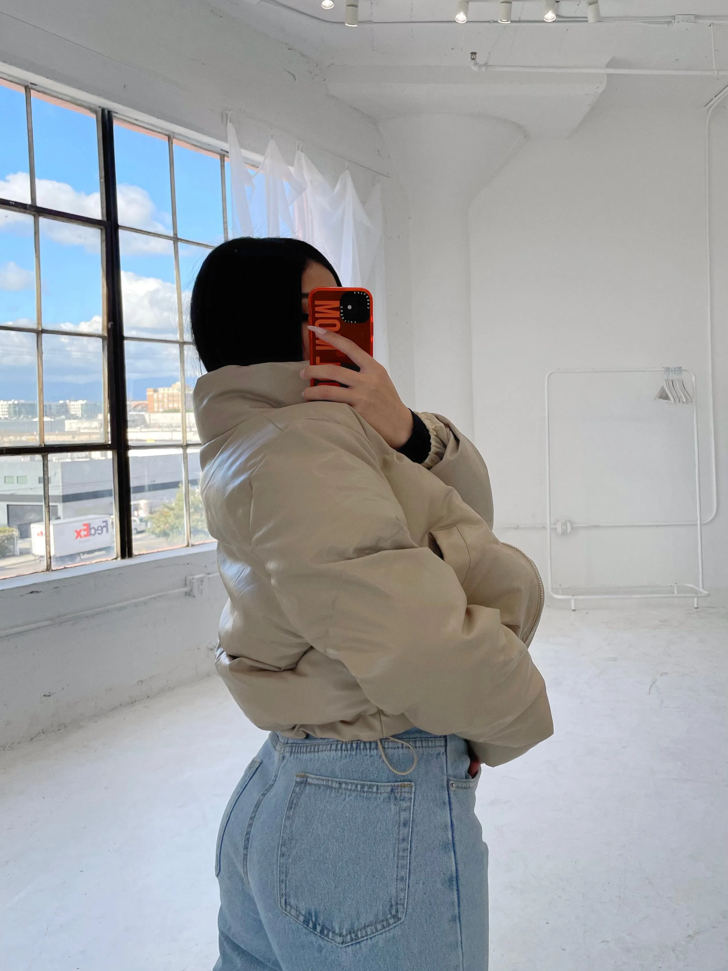 GWEN *V* LEATHER PUFFER (NUDE)