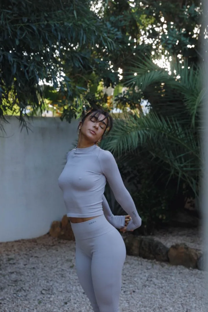 Timeless Ribbed Long Sleeve Top - Cloud Gray