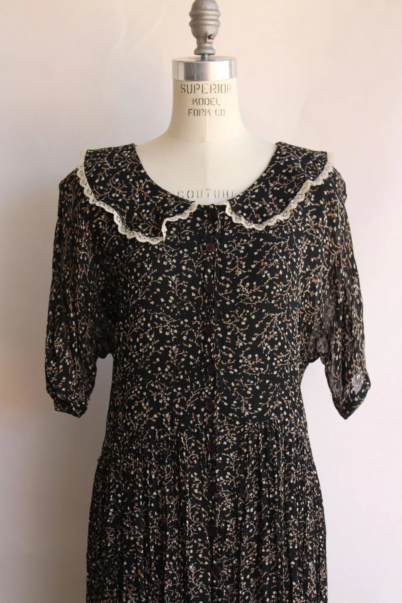 Vintage 1980's 1990s Black Floral Print Rayon Dress